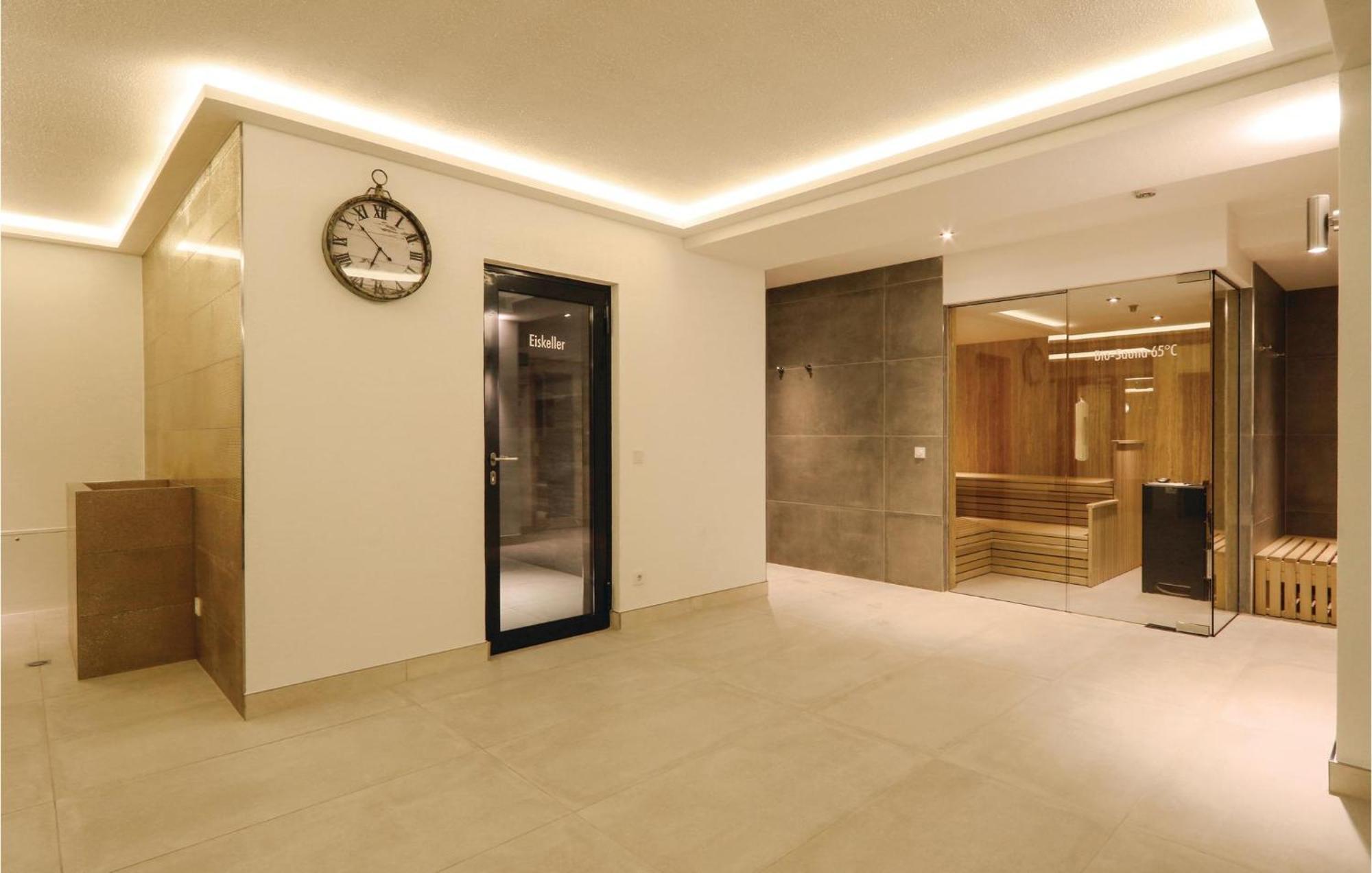 Penthouse Garden Apartment Binz Luaran gambar