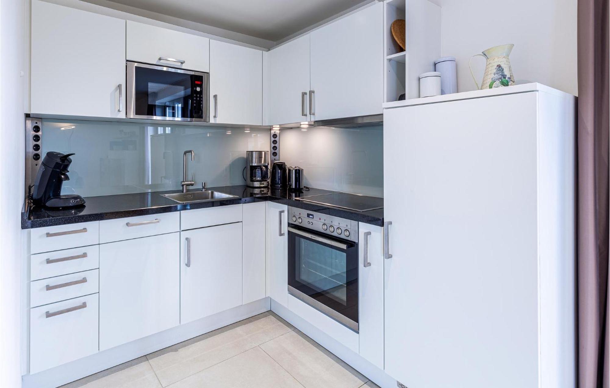 Penthouse Garden Apartment Binz Luaran gambar